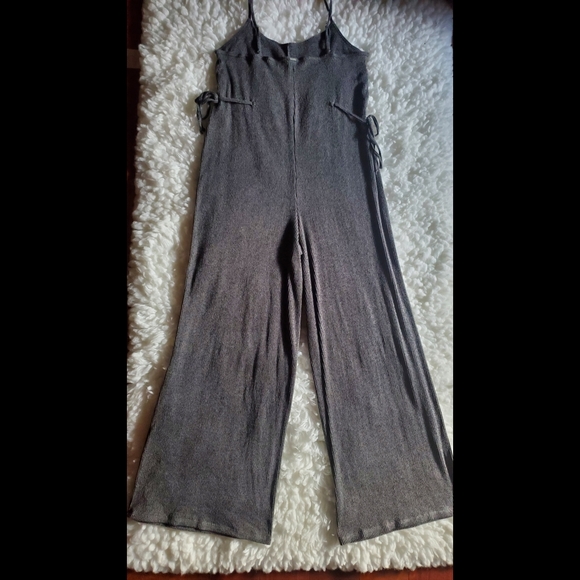 Gilly Hicks Romper - Picture 3 of 3